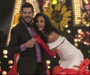 Débora Nascimento e José Loreto causam polêmica com nude.(Imagem:Instagram)