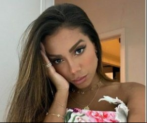 Anitta manda recado após Gui Araújo falar de supostas ex-namoradas em