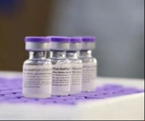 Este será o maior lote da vacina da Pfizer recebida até agora pelo Piauí. Os dois últimos lotes continuam 9 mil doses cada. Parte dessas doses foram destinadas para o público de tr(Imagem:Reprodução)