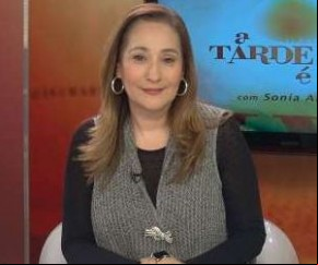 Sônia Abrão compra briga de Chimbinha e detona Joelma: Teatrinho de quinta.(Imagem:MSN)