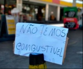 Começa a faltar gasolina na capital a partir dessa 6ª feira, alerta sindicato.(Imagem:florianonews.piauiconectado.com)