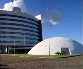 O MPF informou que tem como provas quase quatro mil folhas de documentos, que vão desde registros de ligações, mensagens eletrônicas, cópia das conversas obtidas em aparelhos telef(Imagem:Reprodução)