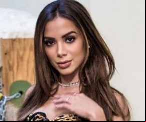 Anitta é chamada de ingrata após cortar produtores de documentário.(Imagem:Divulgação)