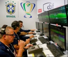 CBF vai liberar imagens de revisão do VAR durante as transmissões.(Imagem:Flickr/CBF)