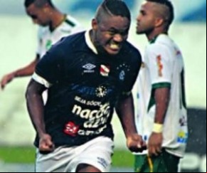 Volante piauiense é contratado pelo campeão gaúcho.(Imagem:florianonews.piauiconectado.com)