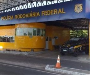 Empresário é flagrado com drogas pela PRF na BR 343 em Floriano(Imagem:Reprodução)