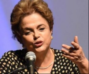 Dilma foi afastada por 180 dias.(Imagem:Evaristo Sa / AFP)