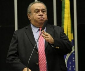 Deputado federal Heráclito Fortes (PSB)(Imagem:florianonews.piauiconectado.com)