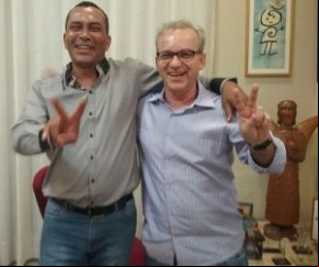 Zé da Cruz e o prefeito Firmino Filho(Imagem:florianonews.piauiconectado.com)
