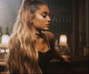 Coachella 2019 terá Ariana Grande, J Balvin, Tame Impala e Weezer.(Imagem:Divulgação)