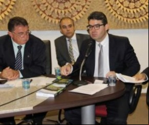 Luciano Nunes pede redução de metade de secretarias.(Imagem:Alepi)