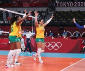 Em sua estreia nas Olimpíadas de Tóquio, a seleção feminina de vôlei derrotou a Coreia do Sul por 3 a sets a 0 (25/10, 25/22 e 25/19), na Ariake Arena, na manhã deste domingo (25).(Imagem:Reprodução)