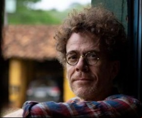 Nando Reis chega aos 60 anos com paixão jovial refletida no cancioneiro do grande compositor(Imagem:Divulgação)