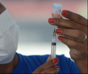 A fundação informou ainda que a capital segue rigorosamente o plano nacional de imunização e que todos os dados de vacinação são encaminhados imediatamente para os órgãos de contro(Imagem:Reprodução)