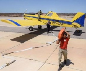 Bombeiros do Piauí contratam aeronaves para operações de combate a incêndios.(Imagem:florianonews.piauiconectado.com)