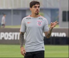 De olho na Copa, Fagner adota jornada dupla de tratamento no Corinthians.(Imagem:Daniel Augusto Jr/Ag. Corinthians)