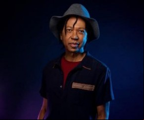 Prêmio a Djavan pelo conjunto da obra corrobora força perene da música de compositor requintado(Imagem:Divulgação)