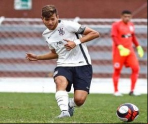 Marcelo Deverlan tem 18 anos e costuma treinar no time principal.(Imagem:Arquivo pessoal)