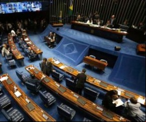 Senadores já contam 27 s para I da Lava Toga.(Imagem:Estadão Conteúdo)