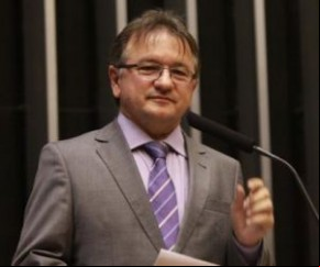 Deputado federal Merlong Solano (PT)(Imagem:Divulgação)
