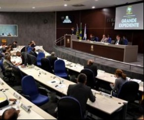 Partido decide barrar filiação de vereadores e estabelece teto.(Imagem:florianonews.piauiconectado.com)
