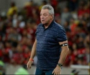 Técnico Abel Braga(Imagem:Divulgação)