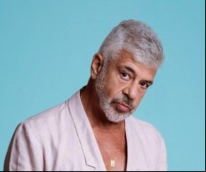 Chega a ser um pleonasmo que um compositor hitmaker do alto quilate de Lulu Santos apresente música inédita intitulada Hit.  A sensação de redundância no nome da composição Hit é a(Imagem:Reprodução)