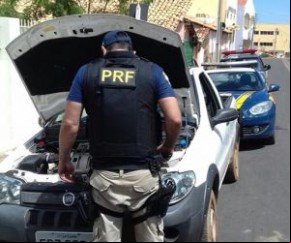 PRF flagra veículo com placa clonada e documento falso em Pedro II.(Imagem:PRF)