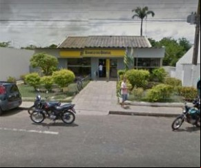 Bando tenta assaltar BB e foge só com armas ao tocar alarme.(Imagem:florianonews.piauiconectado.com)