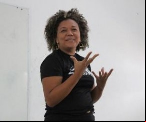Semec abre em janeiro matrículas para curso de Libras.(Imagem:florianonews.piauiconectado.com)