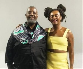 Péricles se junta com Liniker em single inédito, O melhor do mundo, que entra em rotação às 21h de quinta-feira, 17 de junho. Também inédita, a música O melhor do mundo é de autori(Imagem:Reprodução)