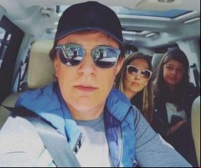 Tom Cavalcante e família têm alta hospitalar.(Imagem:MSN)