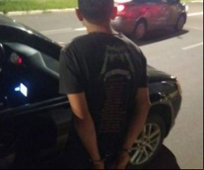 Homem é preso pela polícia em blitz por não pagar R$ 82 mil de pensão(Imagem:Divulgação)