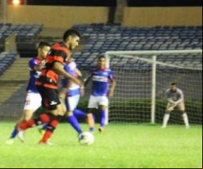Piauí vence Fla-PI no Albertão.(Imagem:Emanuele Madeira)