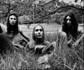 Grupo de rock cultuado na década de 1970 por conta dos álbuns Criaturas da noite (1975) e Casa encantada (1976), O Terço ou por várias mutações no som e na formação. Mas nunca(Imagem:Reprodução)