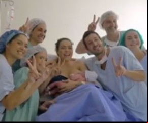 Carol Dantas, mãe de Davi Lucca, dá à luz segundo filho.(Imagem:Reprodução/Instagram)