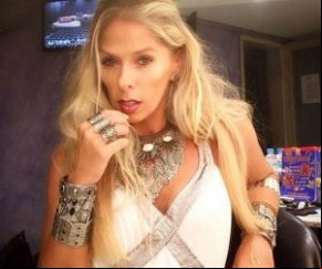 Adriane Galisteu participará da Dança dos Famosos.(Imagem:Instagram)