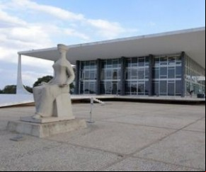 I: STF forma maioria a favor de suspender ida de governadores(Imagem:Reprodução)