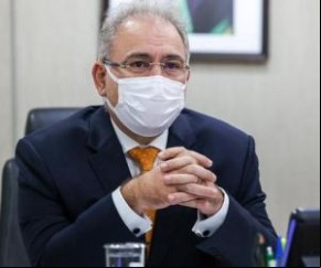 O ministro da Saúde, Marcelo Queiroga, afirmou nesta quinta-feira (29) que o acordo para a compra de 10 milhões de doses da vacina russa Sputnik V deve ser cancelado.  Os governado(Imagem:Reprodução)
