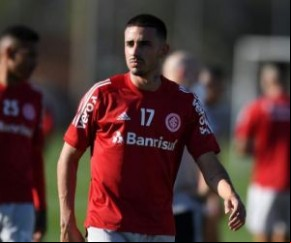 Conforme apurou o ge, foi determinante para isso o prazo apertado para a negociação e a falta de garantia de pagamento. A janela de transferências na Arábia Saudita encerra neste d(Imagem:Reprodução)