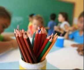 Os dados apontam que, em novembro de 2020, havia 36,9 milhões de crianças e adolescentes de 6 a 17 anos. Entre eles:  35,4 milhões frequentavam a escola 31,7 milhões recebia ativid(Imagem:Reprodução)