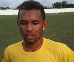 Barata faz mais uma temporada no Tubarão do litoral.(Imagem:Gláucio Resende)