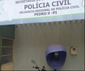 Um idoso de 65 anos, que não teve a identidade informada pela polícia, foi preso suspeito de ter jogado cachaça e ateado fogo na companheira, de 58 anos, na noite de segunda-feira(Imagem:Reprodução)