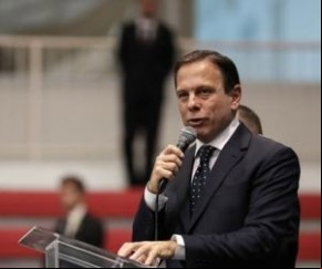 Embate Lula-Bolsonaro obriga Doria e Huck a rever táticas visando 2022.(Imagem:Folha Press)