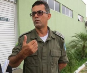 Comandante da PM de Altos, capitão José Manoel de Negreiros,(Imagem:florianonews.piauiconectado.com)