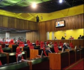 Deputados propõem sessão solene e concessão de título de cidadania.(Imagem:Alepi)