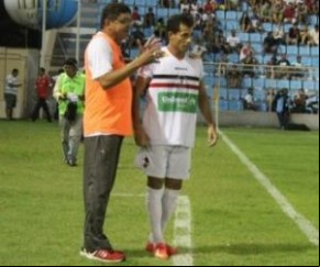 Com desfalque de Índio, Flávio Araújo enumera saídas.(Imagem:Globoesporte.com)