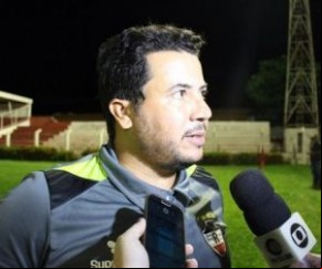 Lucas Andrade técnico River-PI.(Imagem:Josiel Martins)