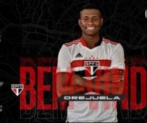 Atleta com vínculo com o Cruzeiro, mas que disputou por empréstimo a temporada 2020 pelo Grêmio, após o time mineiro cair para a Série B do Brasileiro em 2019, Orejuela se junta ao(Imagem:Reprodução)