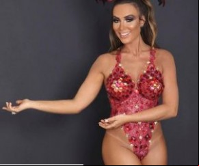 Nicole Bahls faz ensaio de Carnaval com corpo coberto apenas por pintura.(Imagem:Instagram)